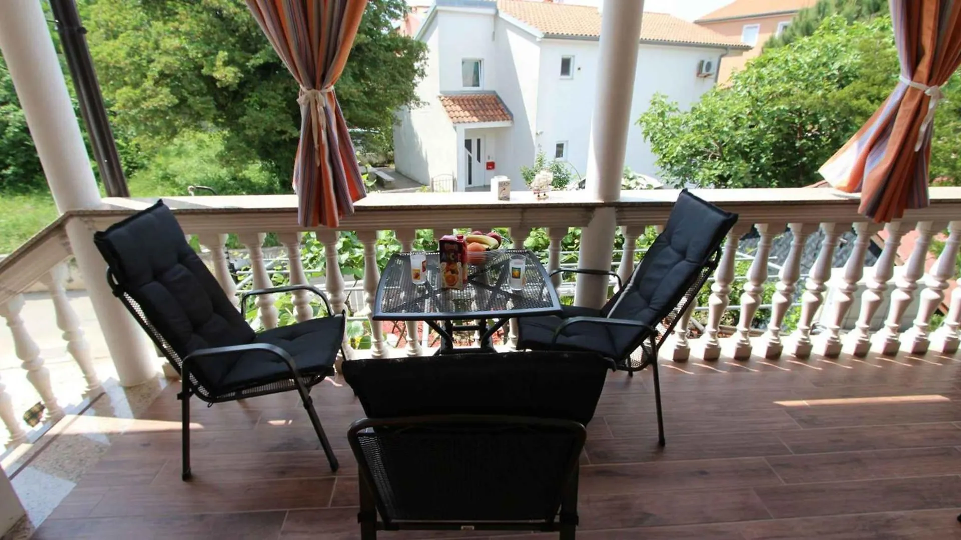Apartments In Malinska/Insel Krk 27336 Croazia